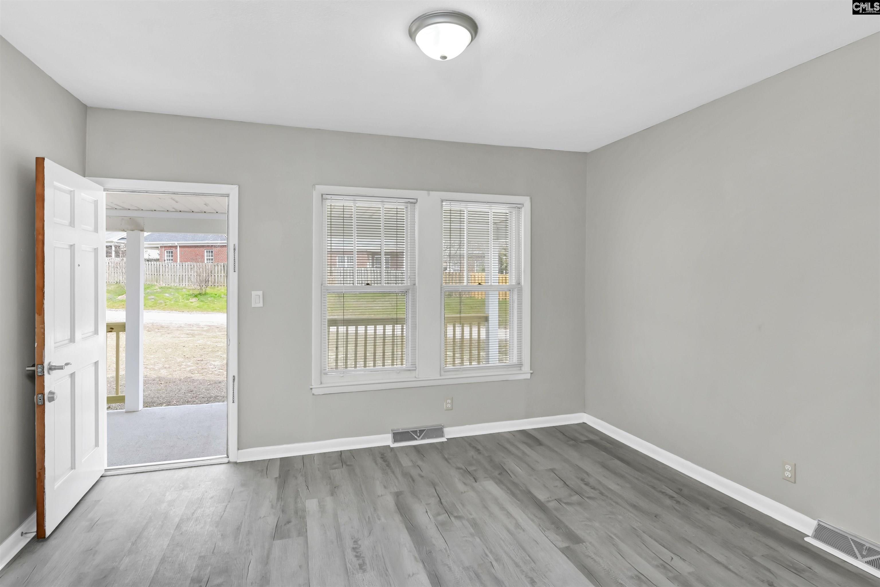 135 Caroline Springs Road Lexington, SC 29072 - Photo 7 of 26