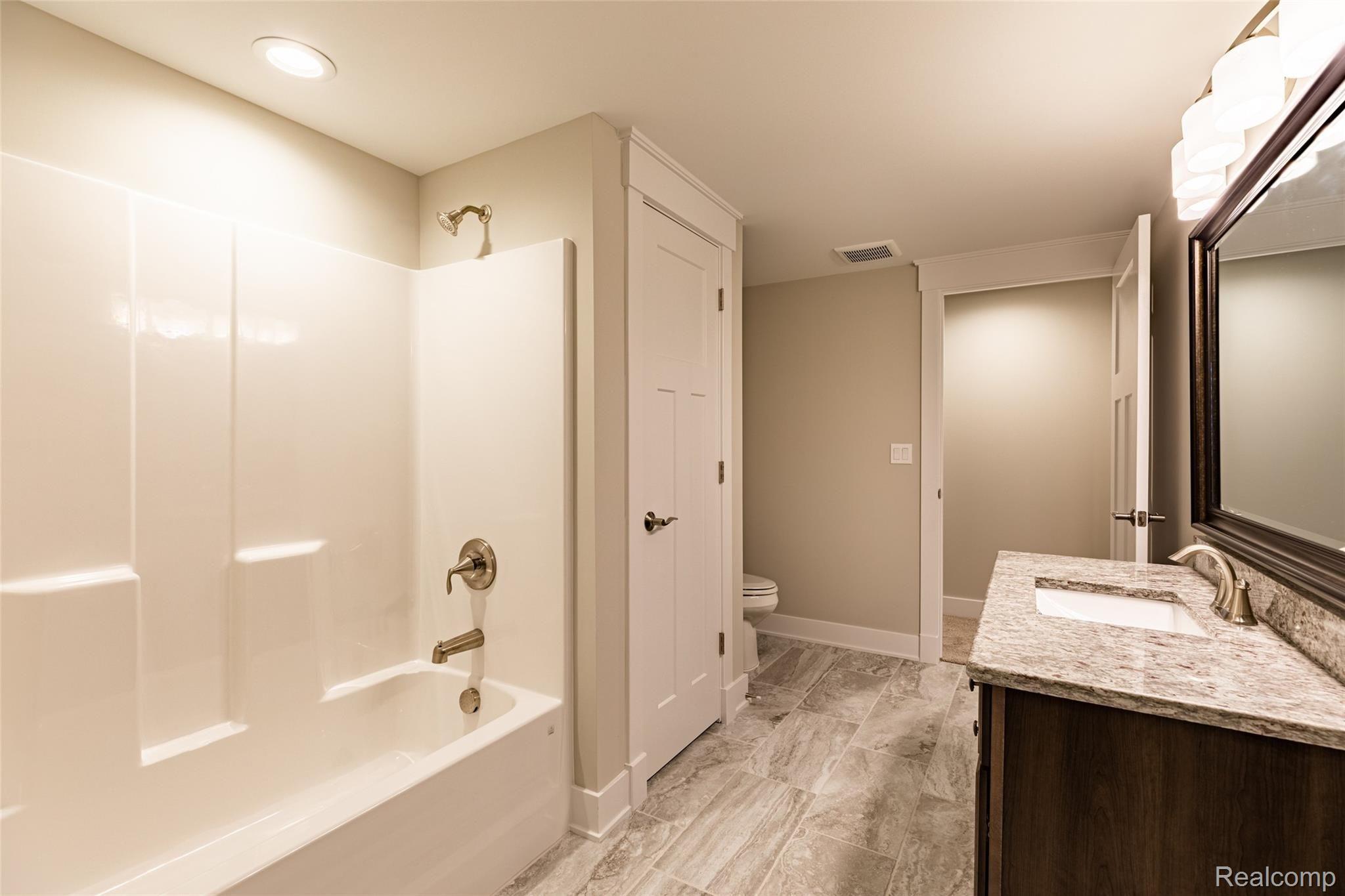 4740 Chestnut Springs Drive Howell, MI 48843 - Photo 38 of 47 44.Bathroom