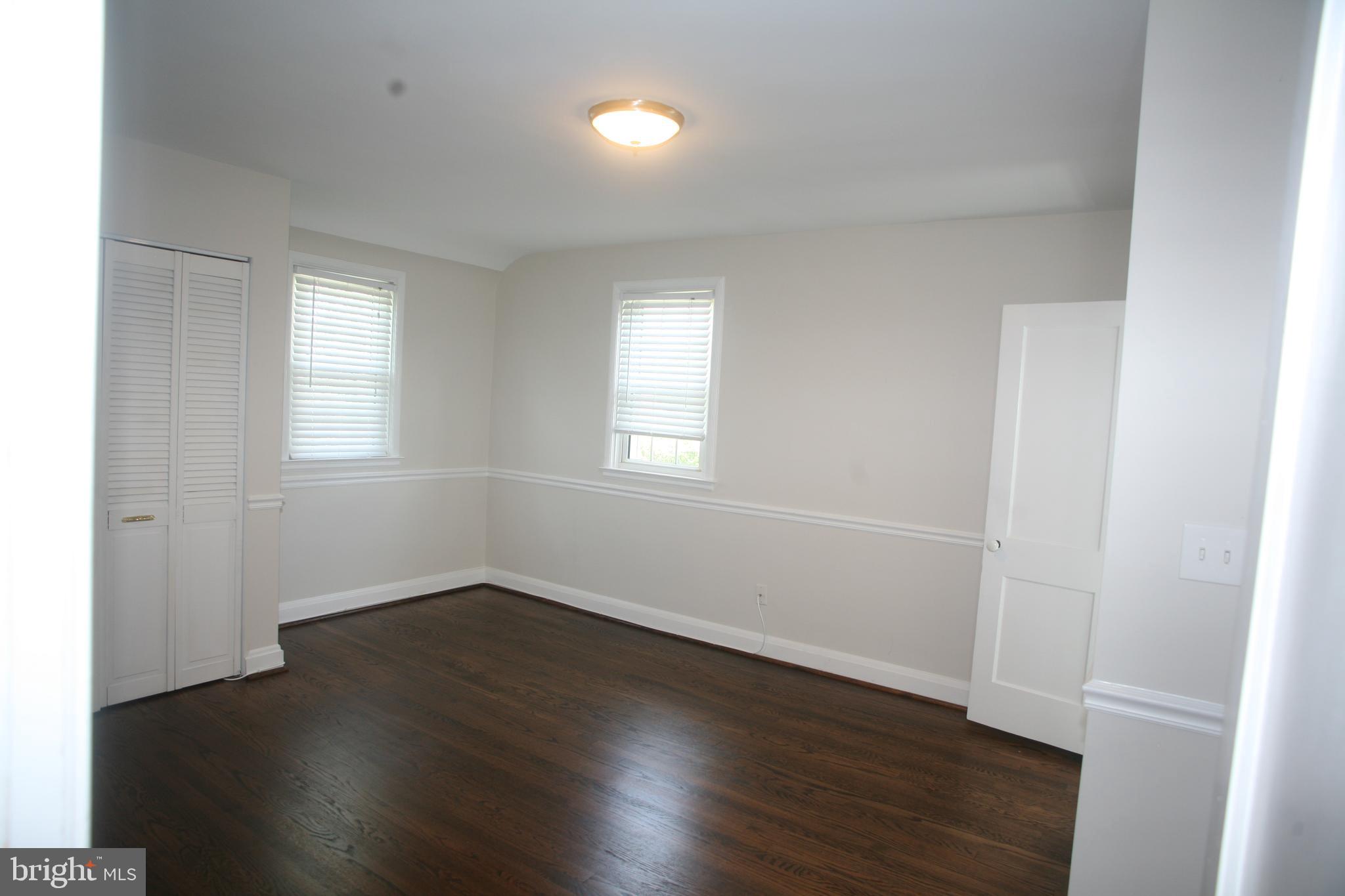 2 Dunmore Road Baltimore, MD 21228 - Photo 11 of 21 Master Bedroom