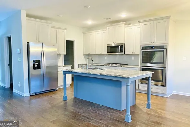 $2,795 | 3343 La Vista Drive, Hapeville, GA 30354