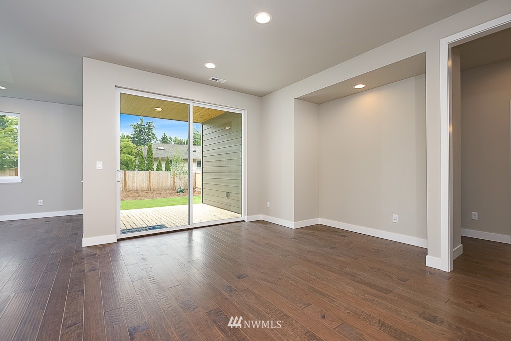 923 South 49th Street Renton, WA 98055 - Photo 13 of 25