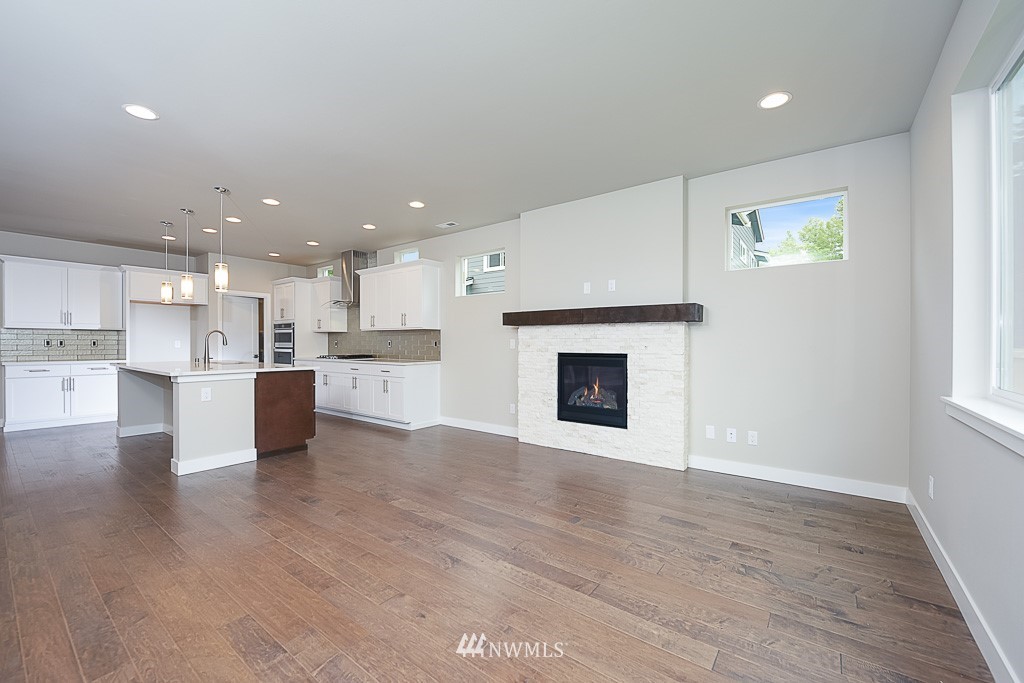 923 South 49th Street Renton, WA 98055 - Photo 8 of 25
