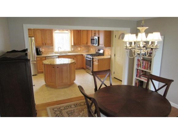 72 Sullivan Road Hudson, NH 03051 - Photo 3 of 22