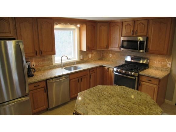 72 Sullivan Road Hudson, NH 03051 - Photo 4 of 22