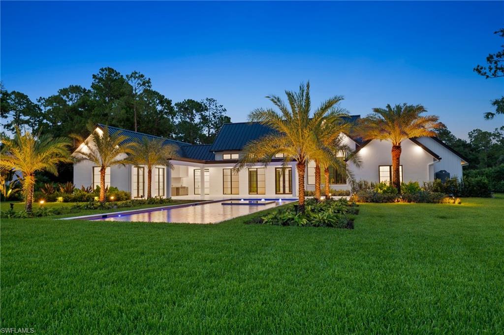 191 29th Street Southwest Naples, FL 34117 - Photo 4 of 41