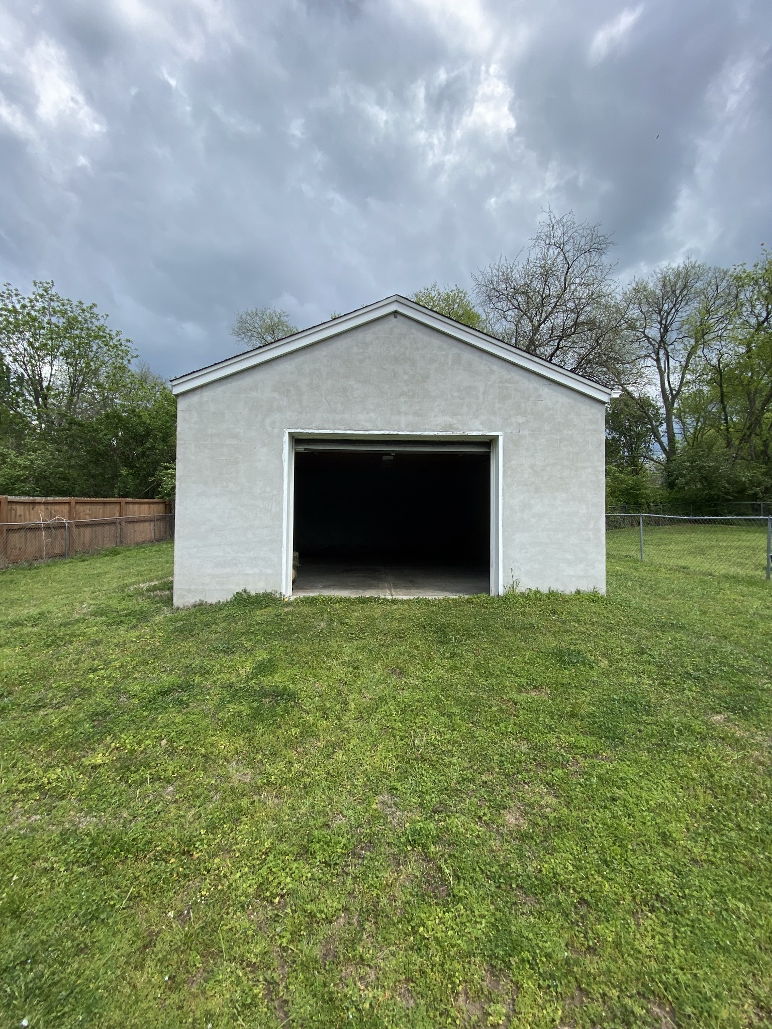 583 Neelys Bend Road Madison, TN 37115 - Photo 20 of 21 a front view of house with garden