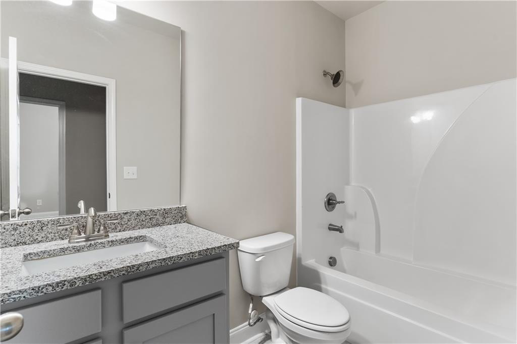 5984 Spring Way Lithonia, GA 30038 - Photo 8 of 25