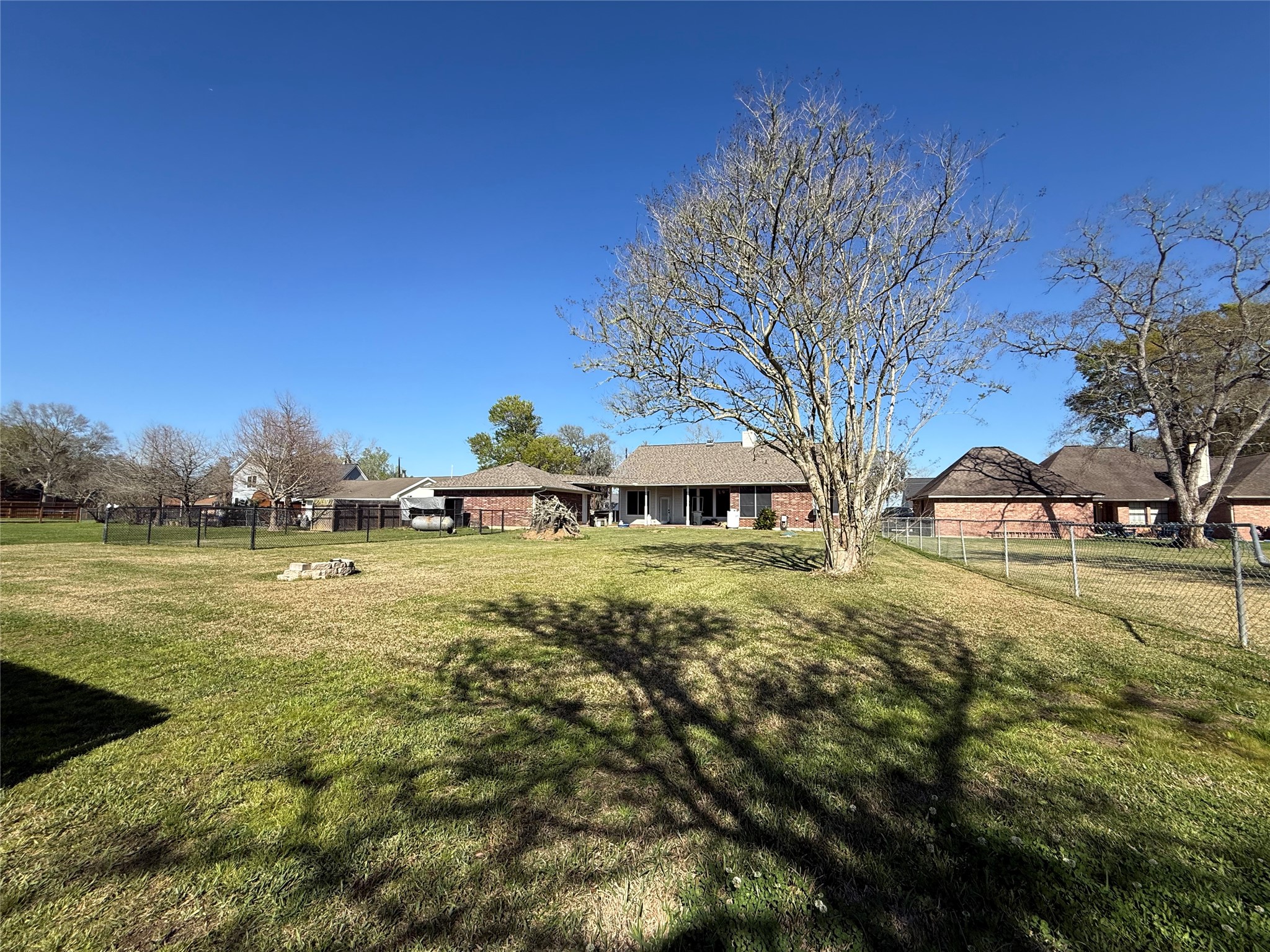 509 Pecan Loop Drive Baytown, TX 77523 - Photo 2 of 18