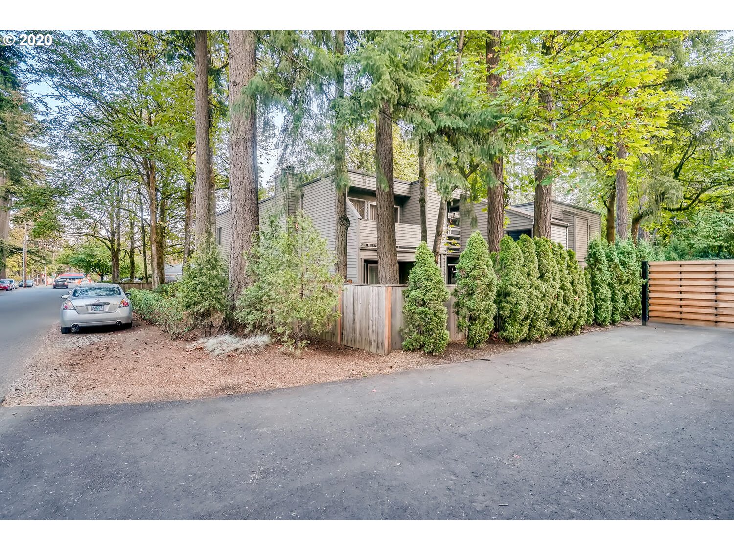 15938 Quarry Road, Unit B4 Lake Oswego, OR 97035 - Photo 24 of 28 Gallery Image 24