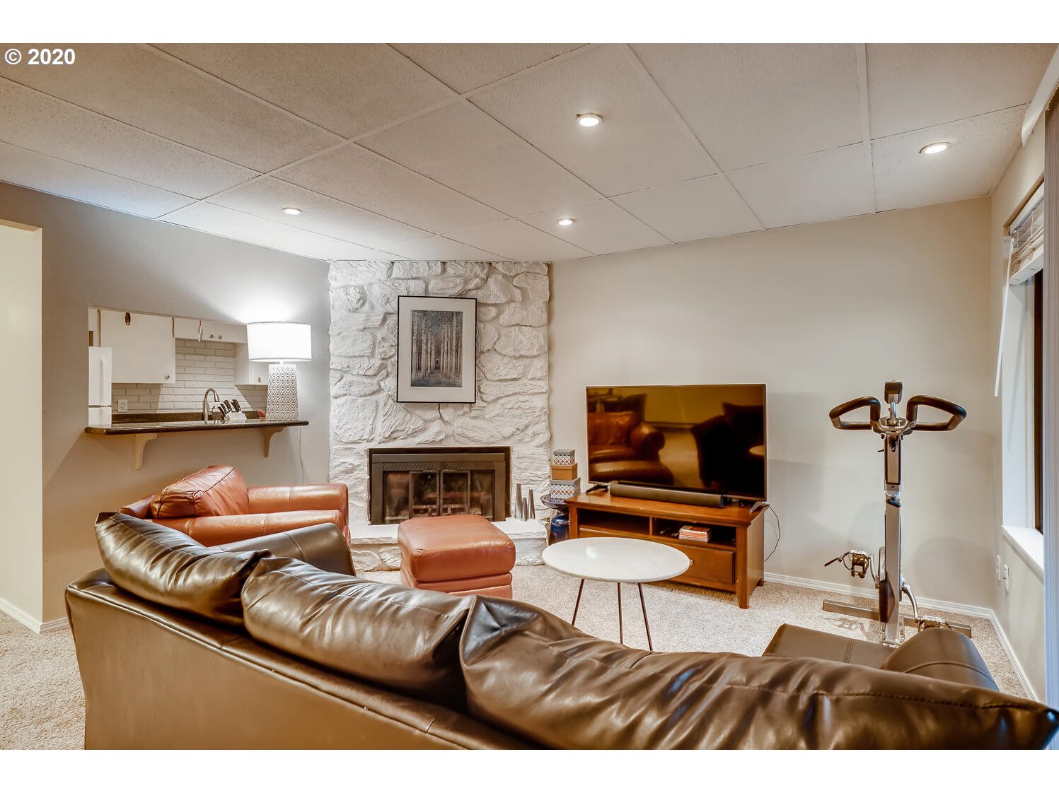 15938 Quarry Road, Unit B4 Lake Oswego, OR 97035 - Photo 4 of 28 Gallery Image 4
