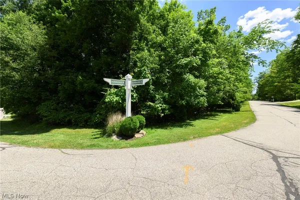 $185,000 | 4643 Barnsleigh Drive, Unit 46, Akron, OH 44333