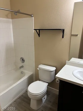 $1,795 | 2100 Quarry Ridge Street, Unit 202, Las Vegas, NV 89117