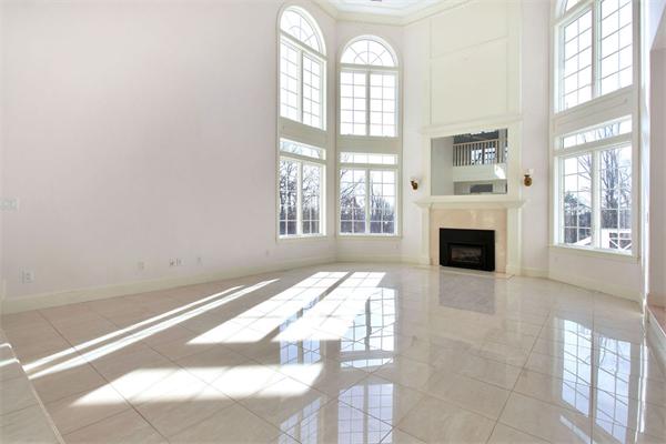139 Spring Street Shrewsbury, MA 01545 - Photo 13 of 29 Gallery Image 13