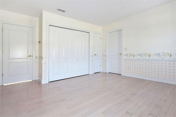 139 Spring Street Shrewsbury, MA 01545 - Photo 20 of 29 Gallery Image 20