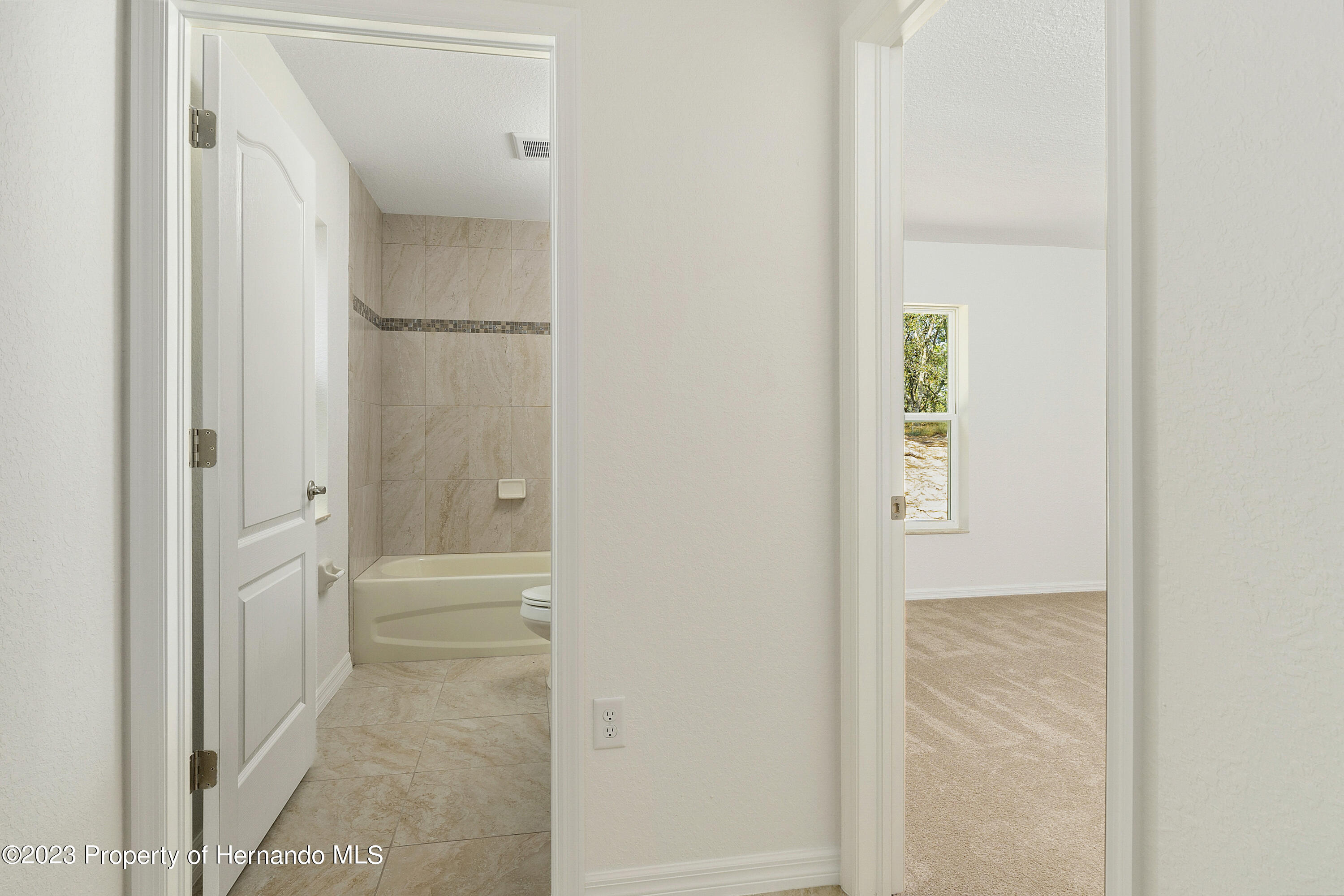 8433 Nightingale Road Weeki Wachee, FL 34613 - Photo 16 of 23