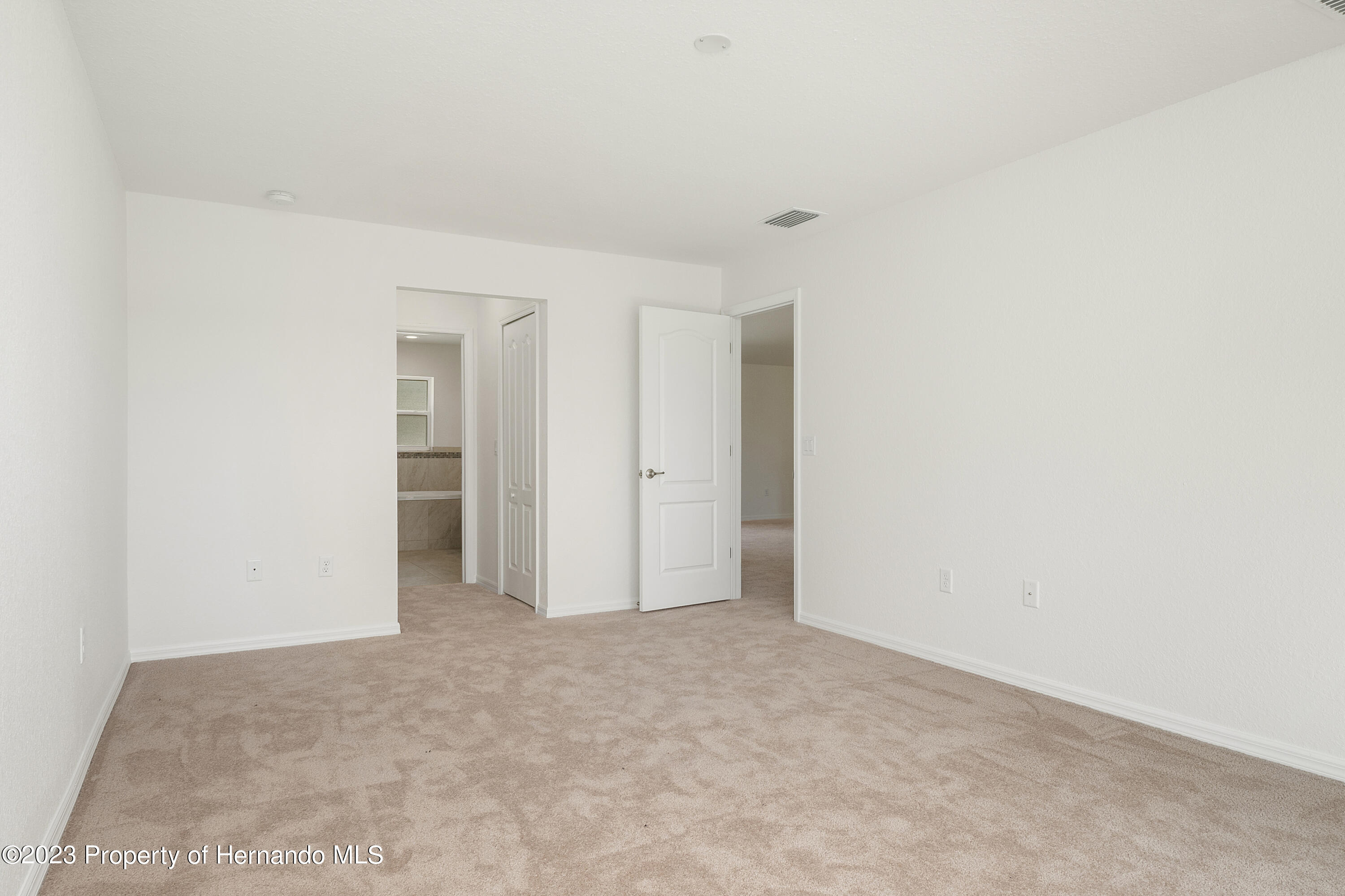8433 Nightingale Road Weeki Wachee, FL 34613 - Photo 7 of 23