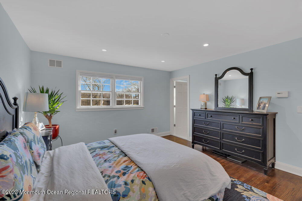 210 Richdale Road Colts Neck, NJ 07722 - Photo 27 of 40 048_dsc05422