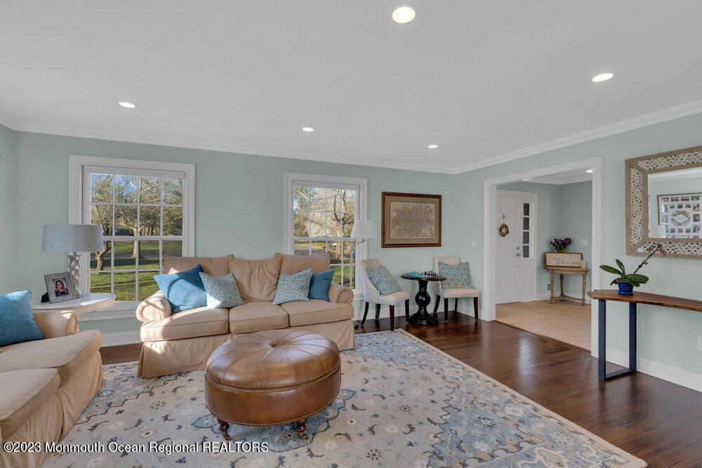 210 Richdale Road Colts Neck, NJ 07722 - Photo 5 of 40 013_dsc05242