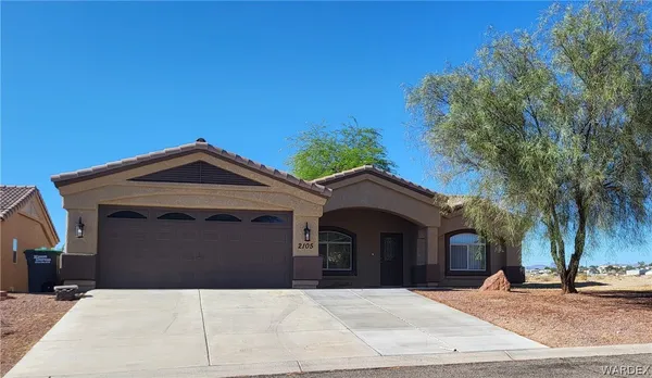 $1,800 | 2105 East Crystal Drive, Fort Mohave, AZ 86426