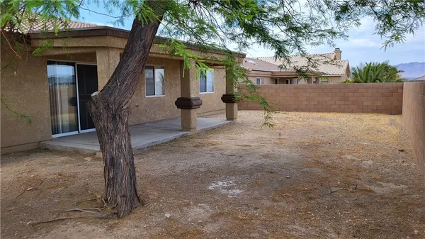 $1,800 | 2105 East Crystal Drive, Fort Mohave, AZ 86426