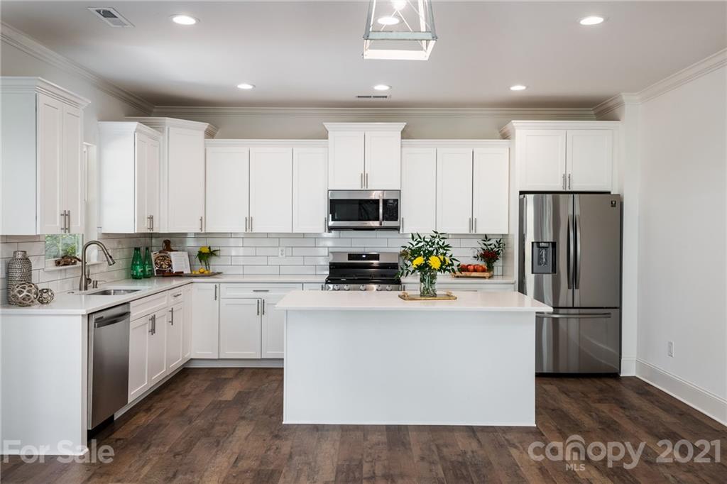 360 Sundown Road, Unit 4 Mooresville, NC 28117 - Photo 8 of 15 Gallery Image 8