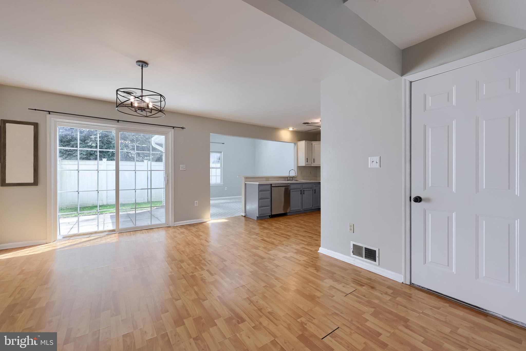 2878 Robin Road York, PA 17404 - Photo 11 of 33 Gallery Image 11