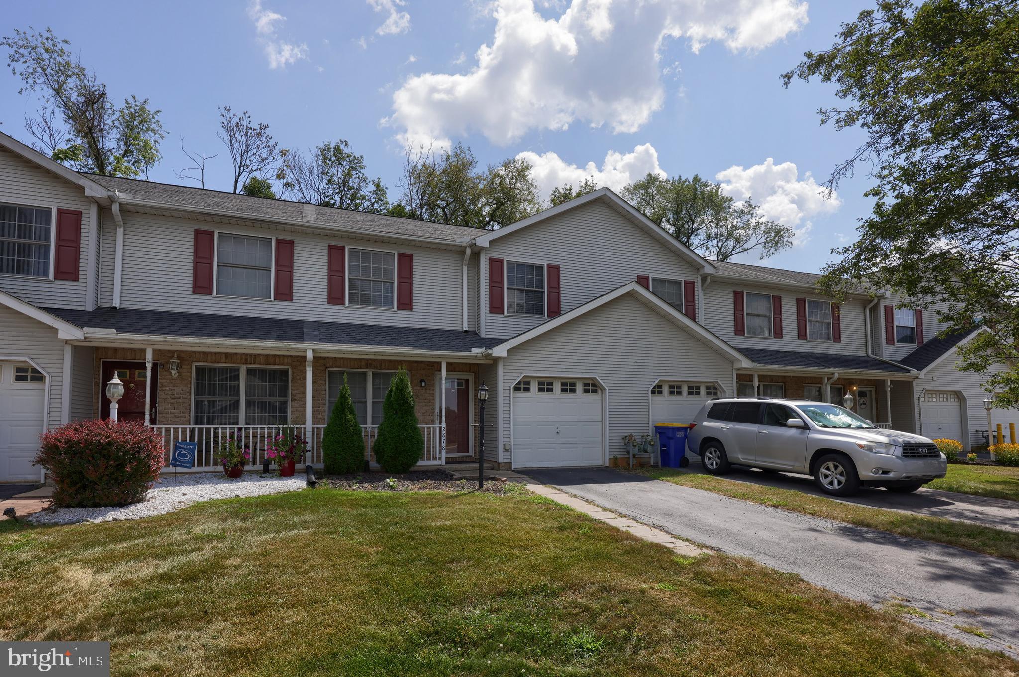2878 Robin Road York, PA 17404 - Photo 5 of 33 Gallery Image 5