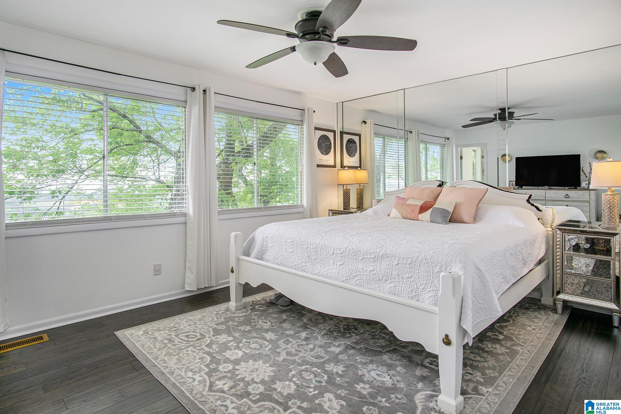 570 Shades Crest Road Birmingham, AL 35226 - Photo 16 of 39