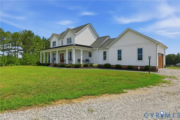 $1,100,000 | 25181 West Soap Stone Road, Jetersville, VA 23083