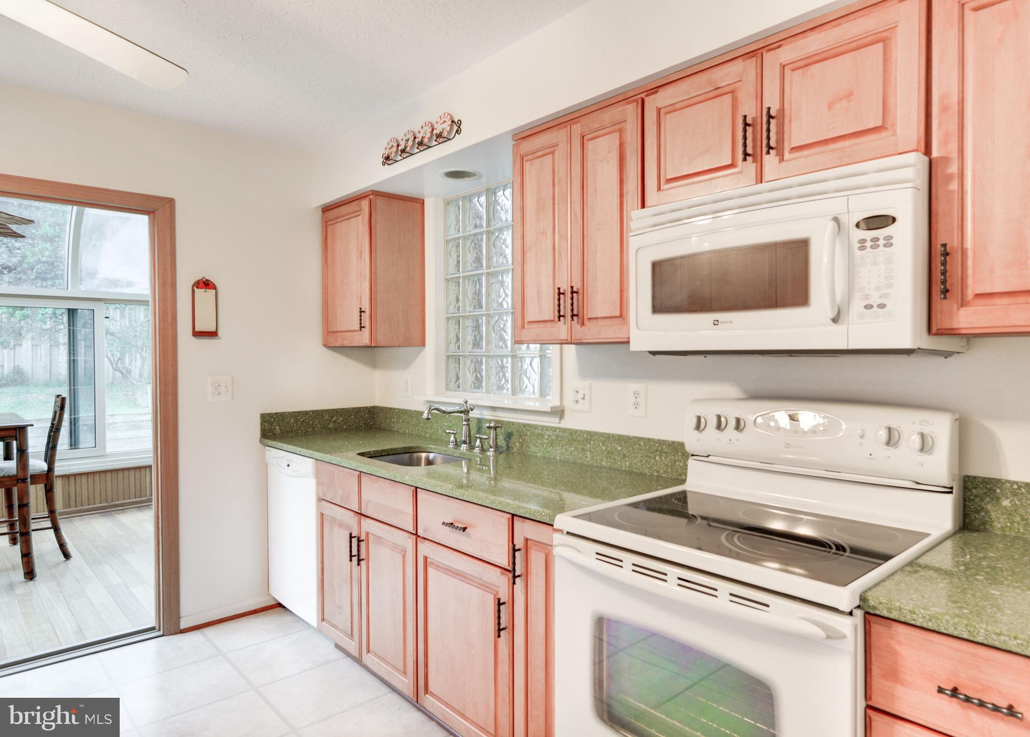 8446 Spring Road Pasadena, MD 21122 - Photo 9 of 24 Gallery Image 9