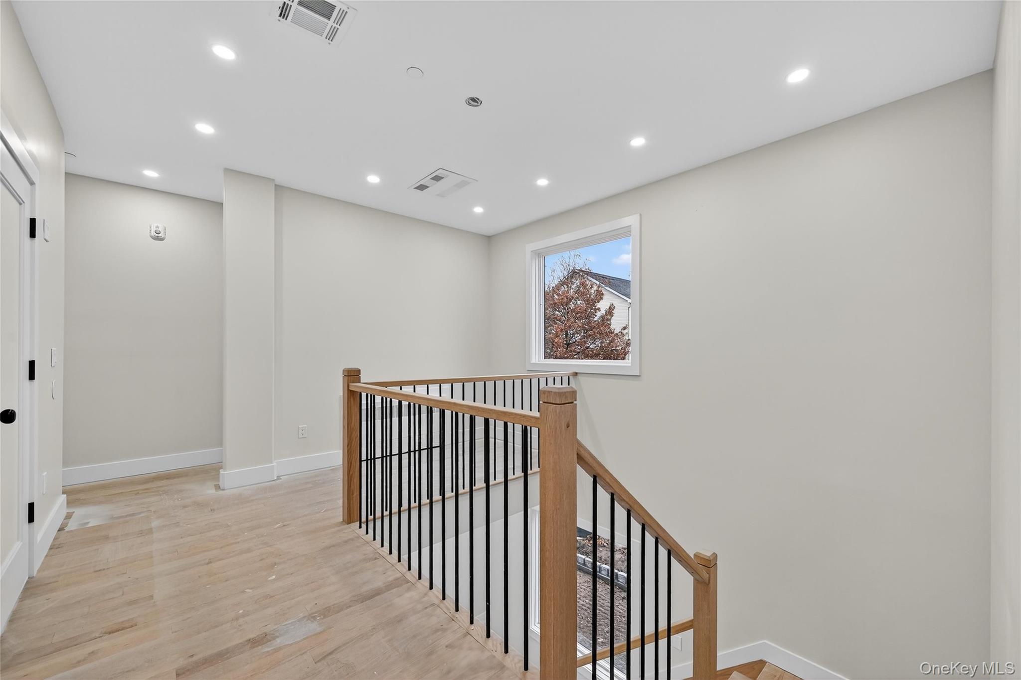 6 Milla Lane Spring Valley, NY 10977 - Photo 15 of 49 a view of a hallway with entryway