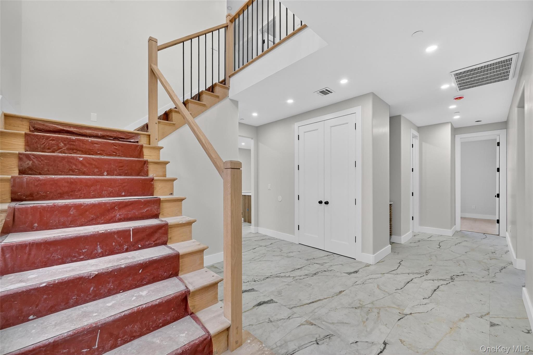 6 Milla Lane Spring Valley, NY 10977 - Photo 5 of 49 a view of entryway