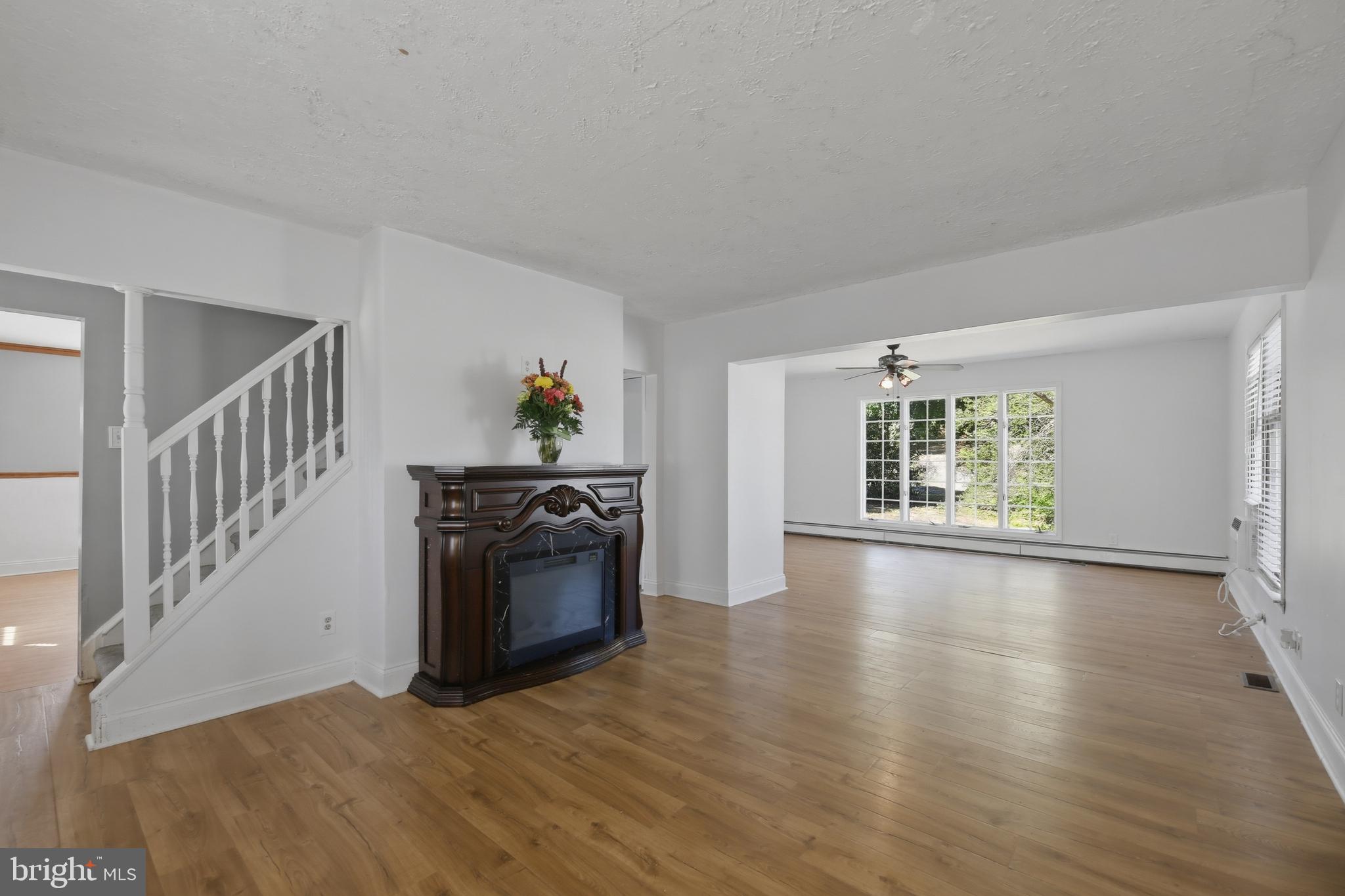 448 North Chew Road Hammonton, NJ 08037 - Photo 18 of 45 Spacious living area with natural light.