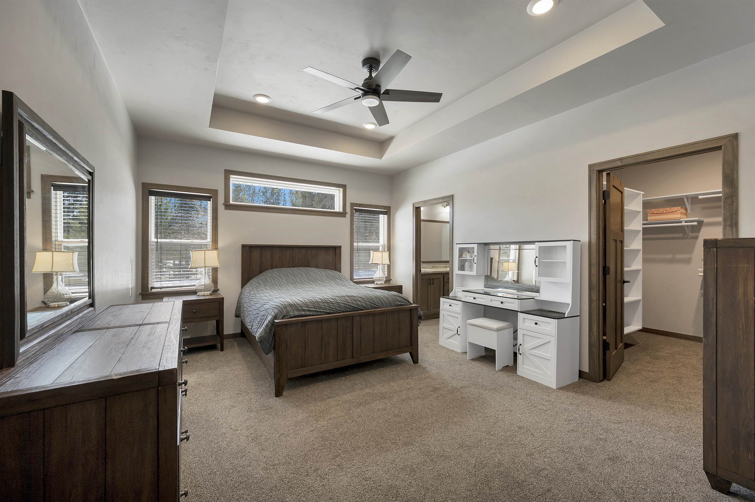 4073 Brussels Way Green Bay, WI 54313 - Photo 4 of 49