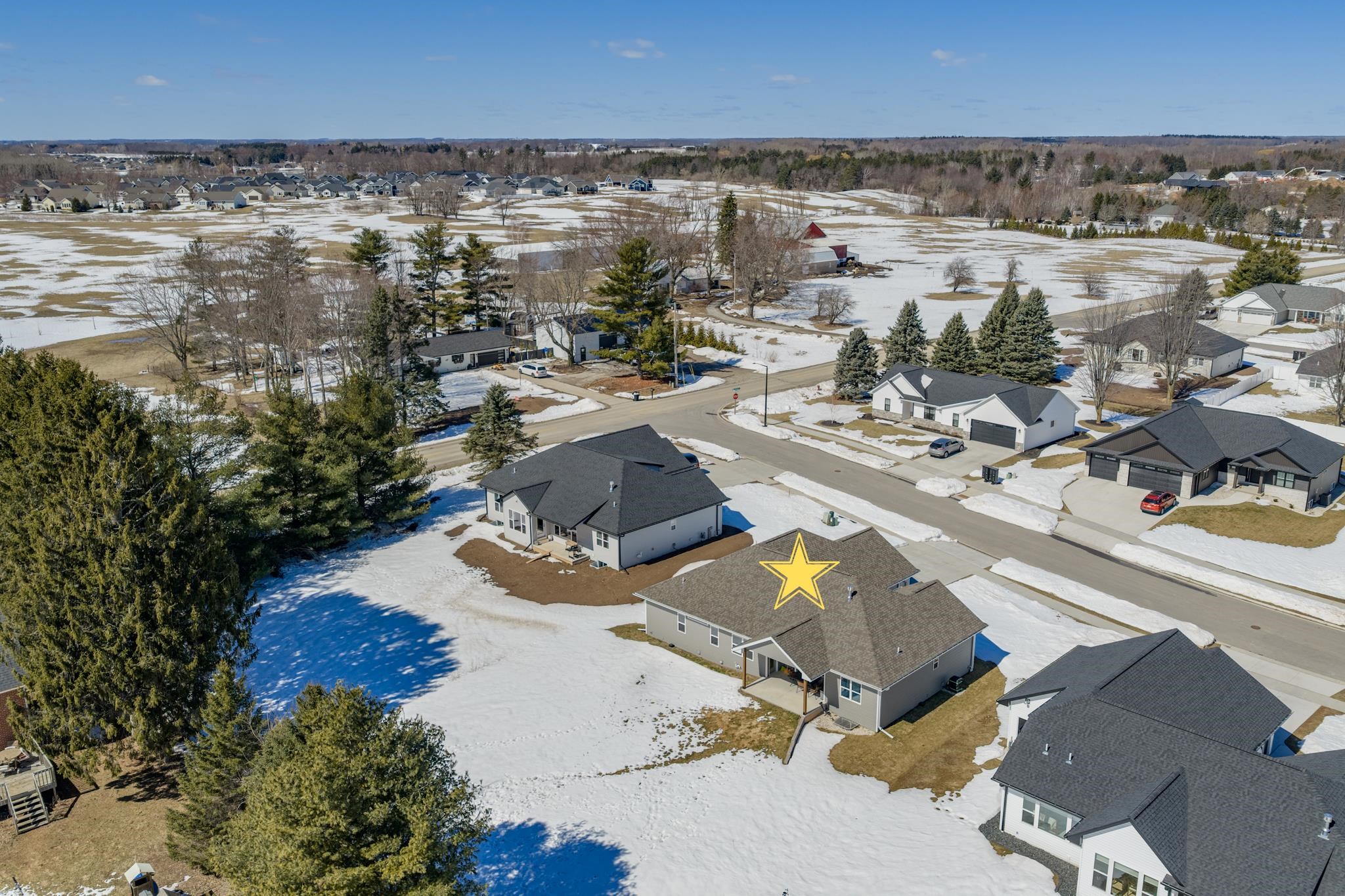 4073 Brussels Way Green Bay, WI 54313 - Photo 8 of 49