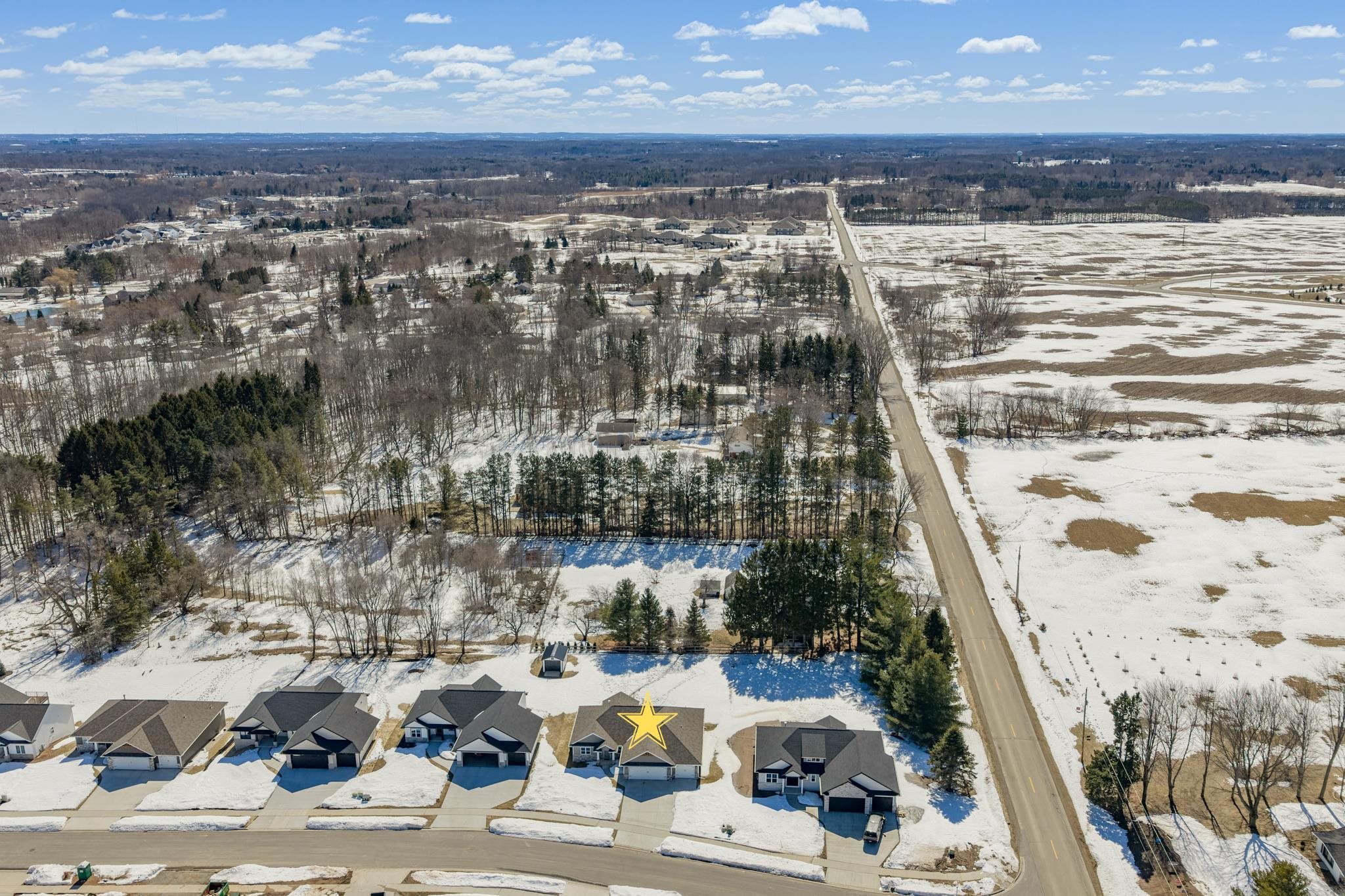 4073 Brussels Way Green Bay, WI 54313 - Photo 9 of 49