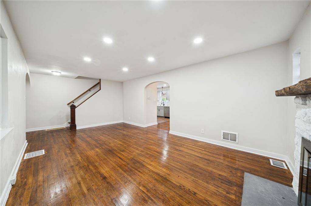 601 Milltown Road New Kensington, PA 15068 - Photo 11 of 36 a view of empty room with wooden floor