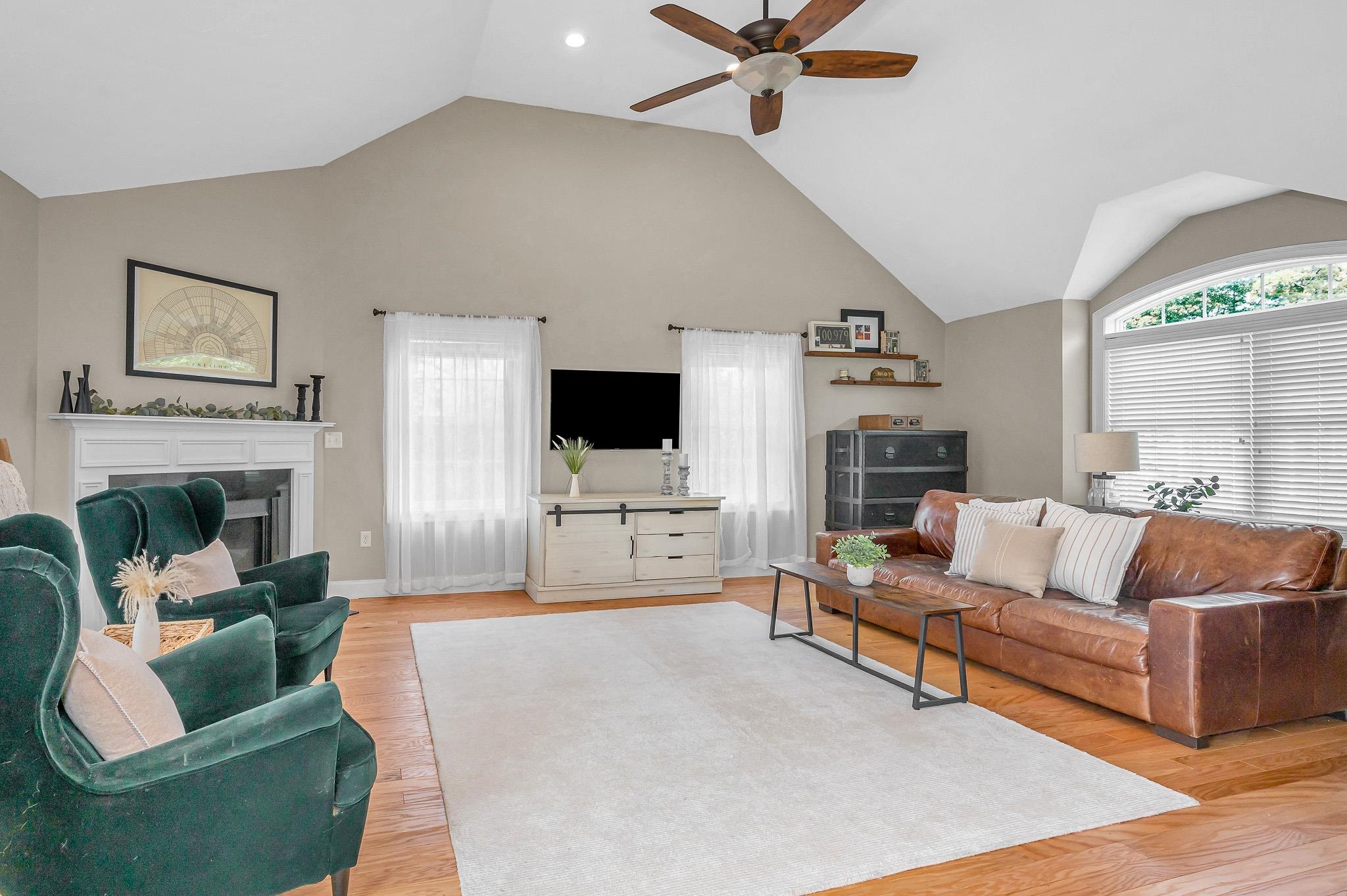 132 Clement Road Pelham, NH 03076 - Photo 11 of 49 Gallery Image 11