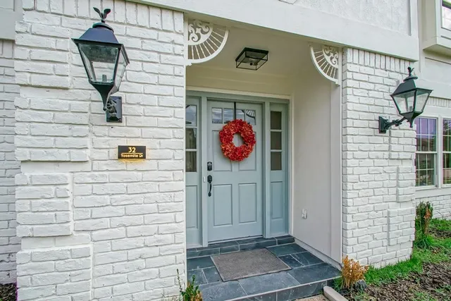 $350,000 | 32 Yosemite Drive, New Orleans, LA 70131