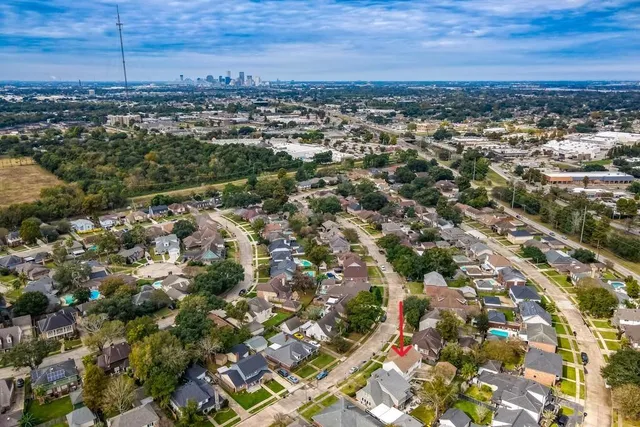 $350,000 | 32 Yosemite Drive, New Orleans, LA 70131