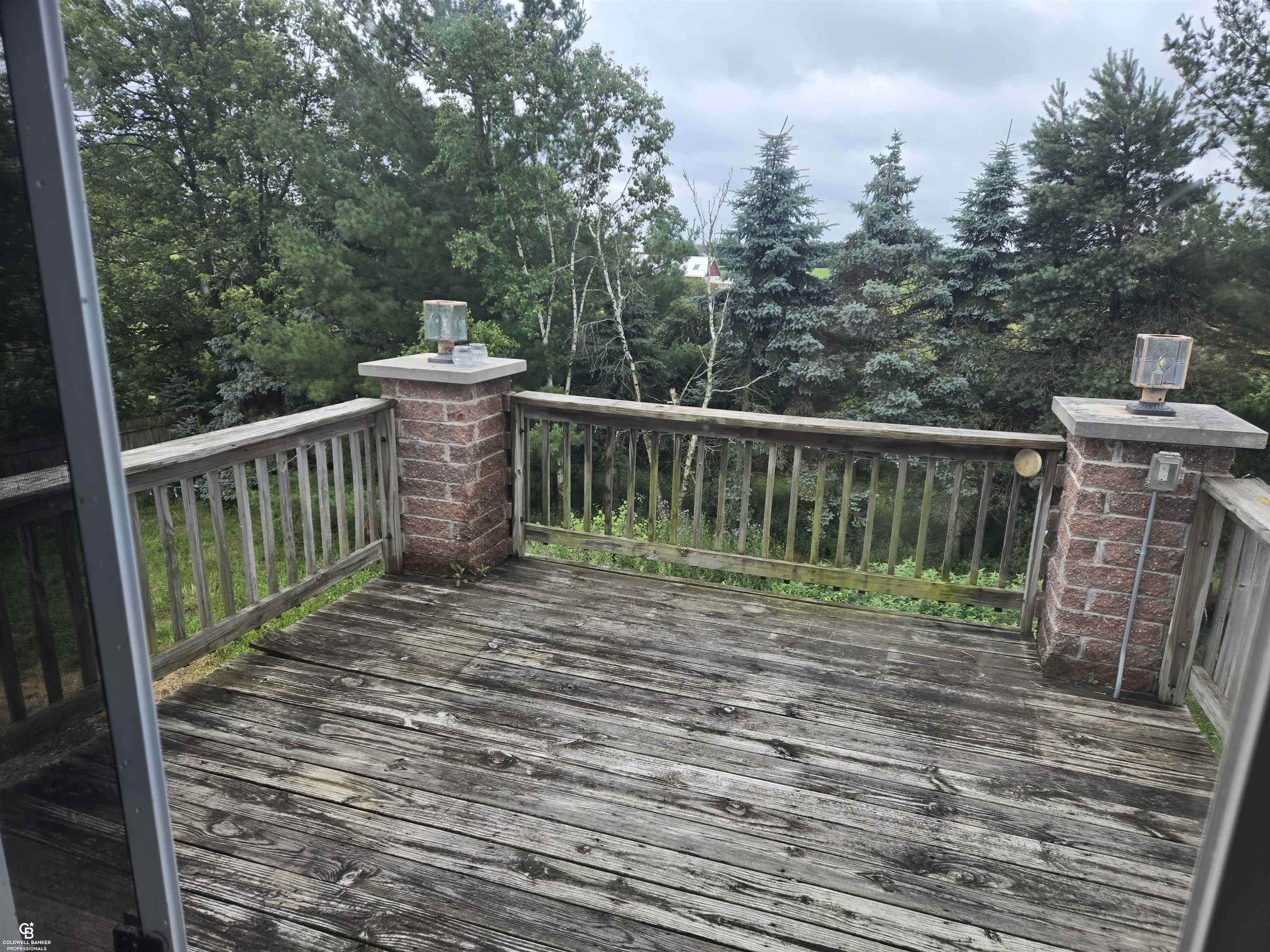 12025 Rynn Road Emmett, MI 48022 - Photo 12 of 33 Balcony
