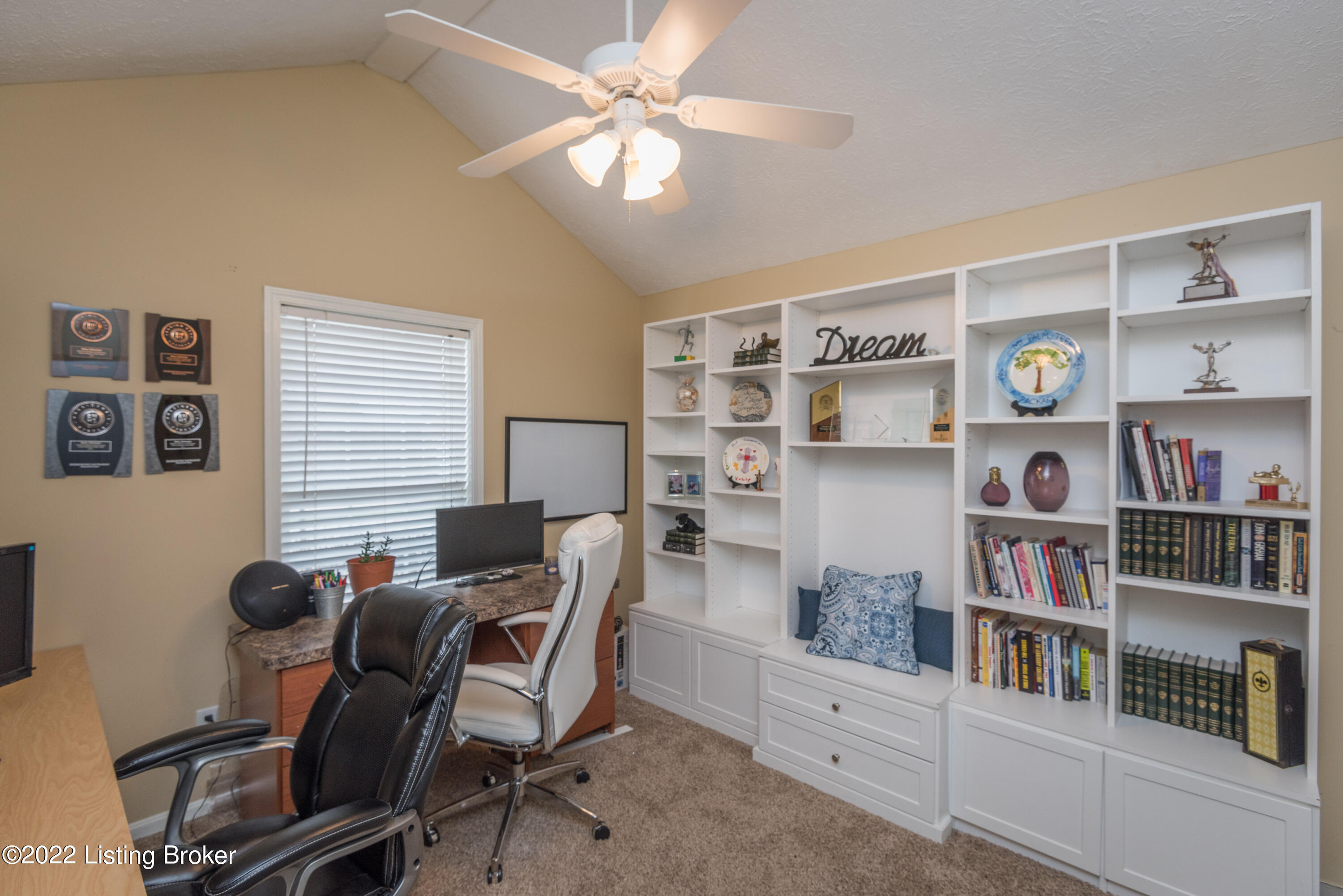 8102 Kellerman Road Louisville, KY 40219 - Photo 20 of 35 008