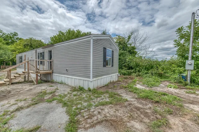 $299,999 | 176 Wade Bulla Road, Watauga, TN 37694