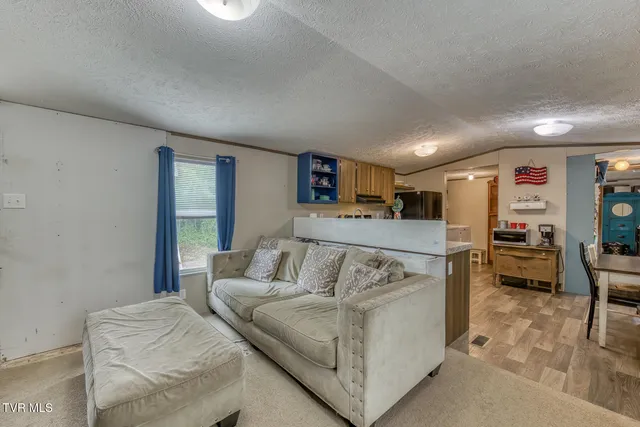 $299,999 | 176 Wade Bulla Road, Watauga, TN 37694