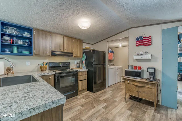 $299,999 | 176 Wade Bulla Road, Watauga, TN 37694