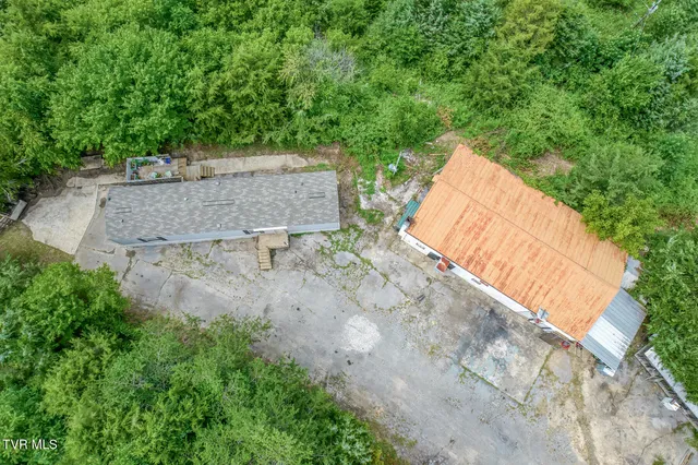 $299,999 | 176 Wade Bulla Road, Watauga, TN 37694