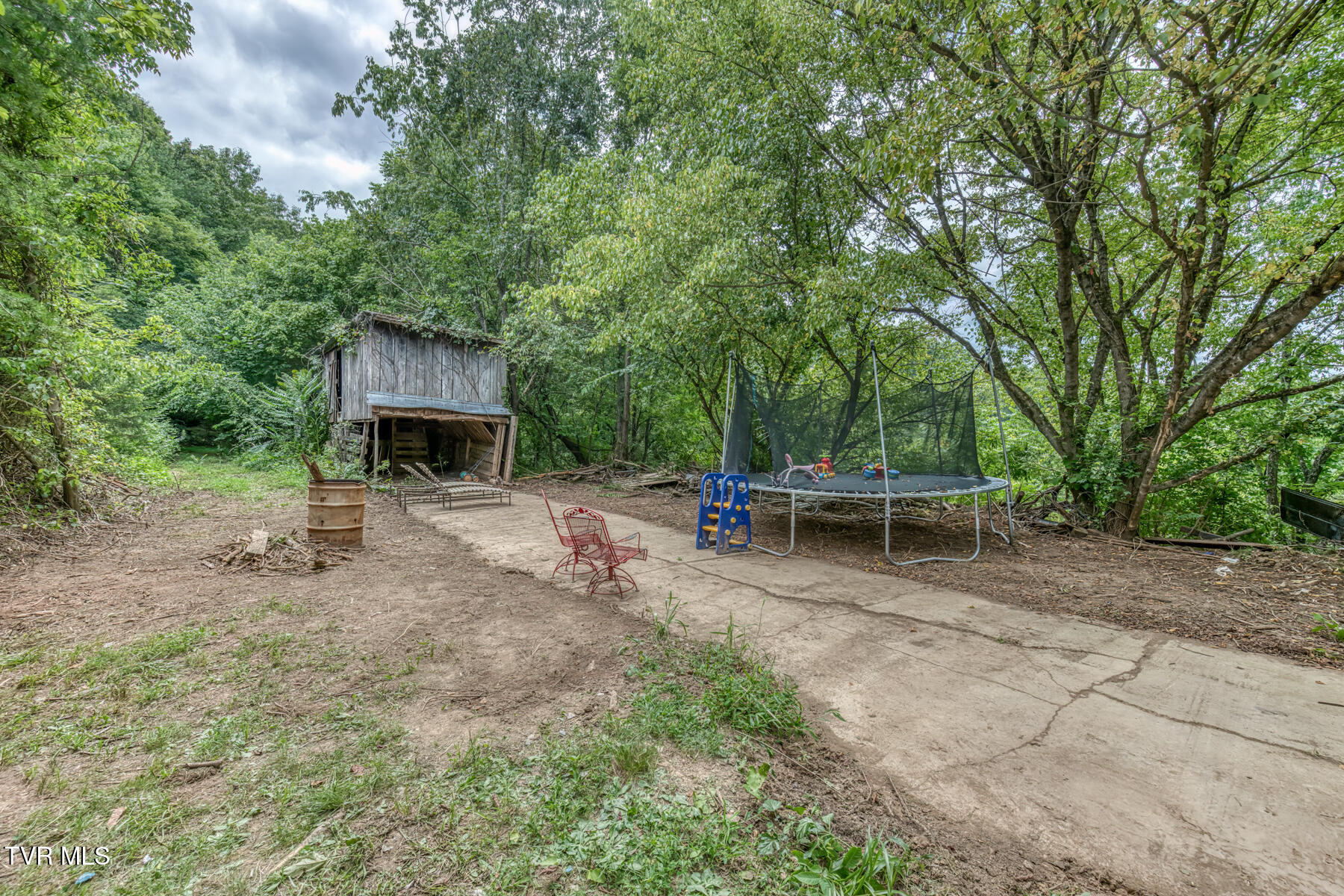 176 Wade Bulla Road Watauga, TN 37694 - Photo 35 of 62 176 Wade Bulla Rd-33