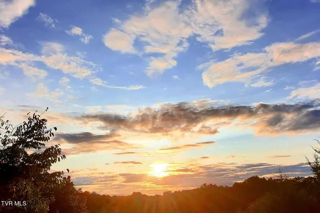 $299,999 | 176 Wade Bulla Road, Watauga, TN 37694