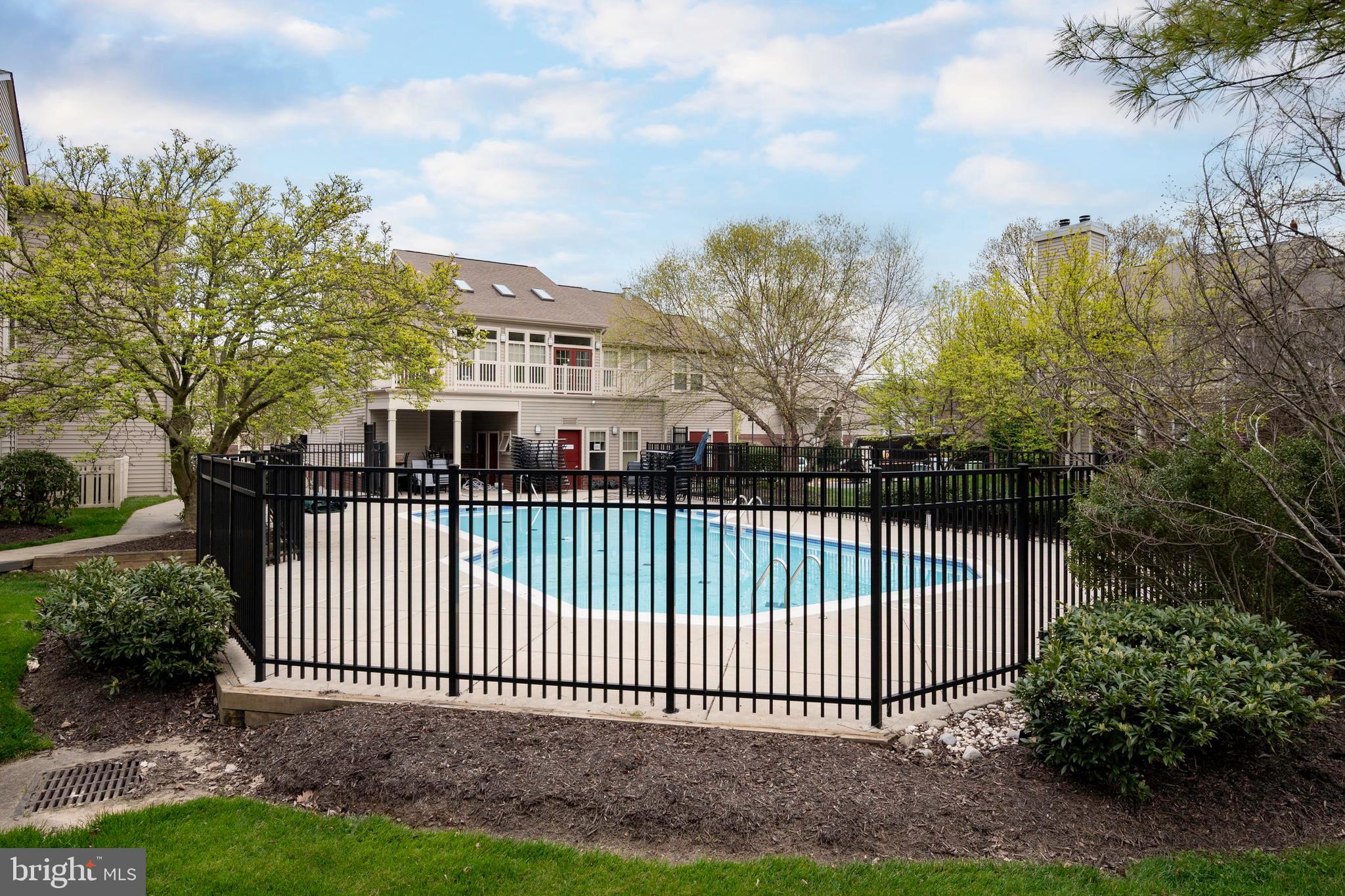 1725 Ascot Way, Unit 1725I Reston, VA 20190 - Photo 29 of 48 CONDO POOL 1