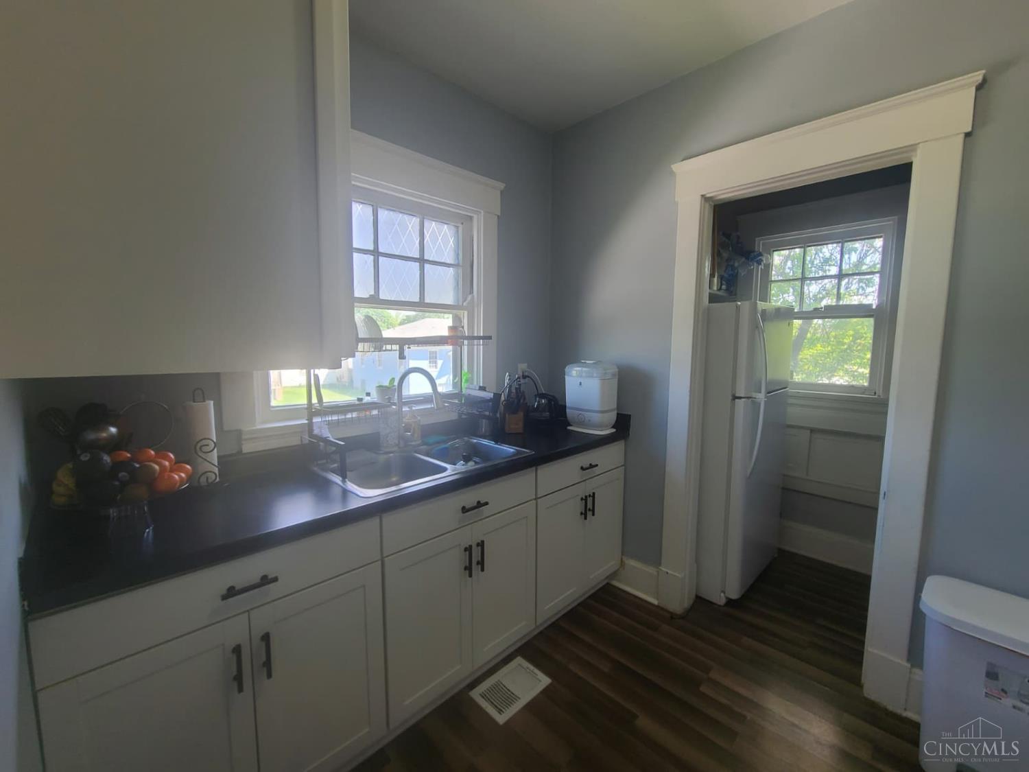 891 Ridgeway Avenue Cincinnati, OH 45229 - Photo 24 of 25
